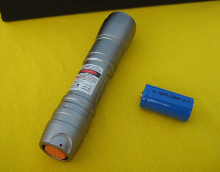 200mW 고출력 레이저 포인터 빨간색 레이저 포인터